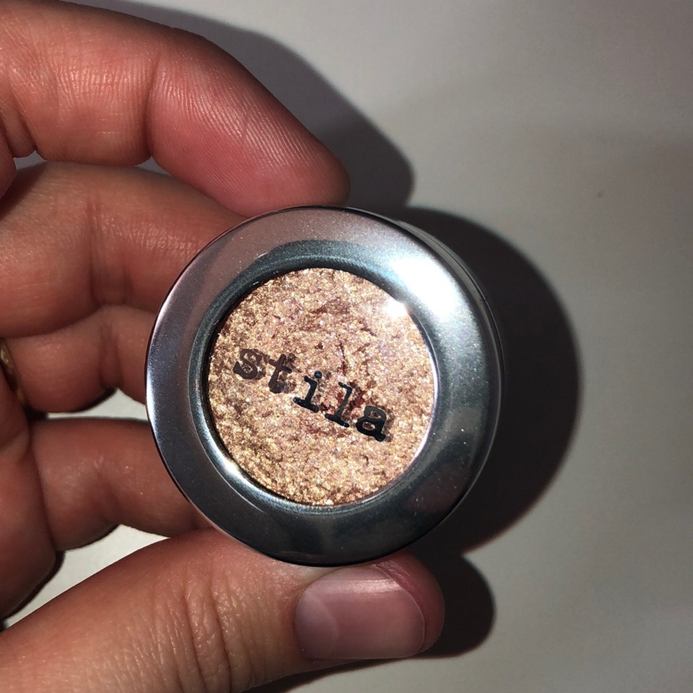 Stila magnificent metals eyeshadow